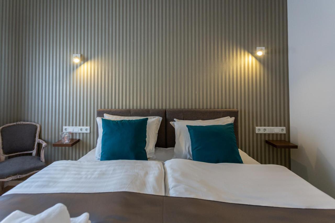 Heritage Petrakija 3*